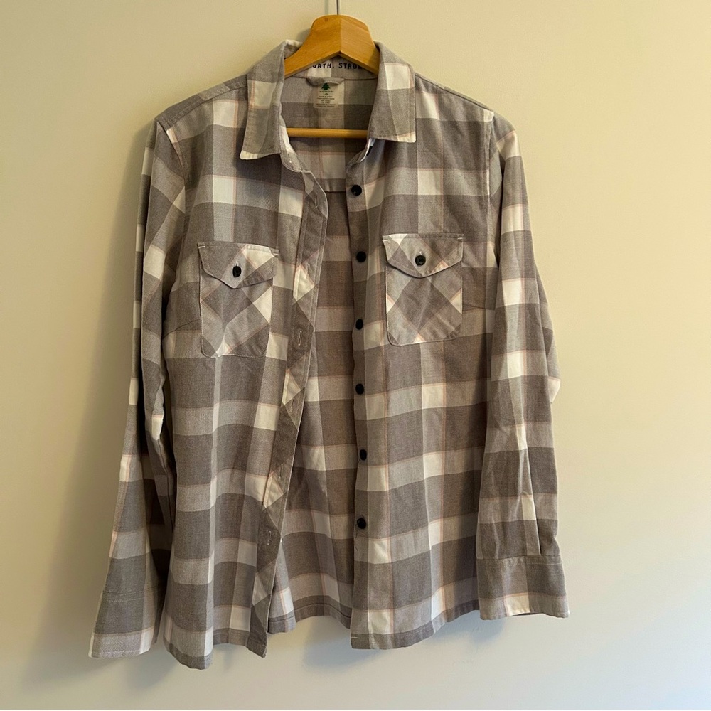 Woods Flannel Plaid Button-Up Shirt Gray, White w/pink stripe size L W EUC!
